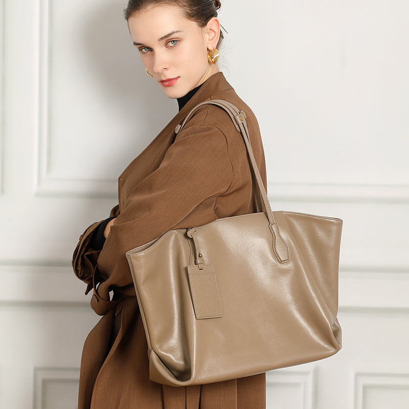 Vegetable-Tanned Leather Tote Bag