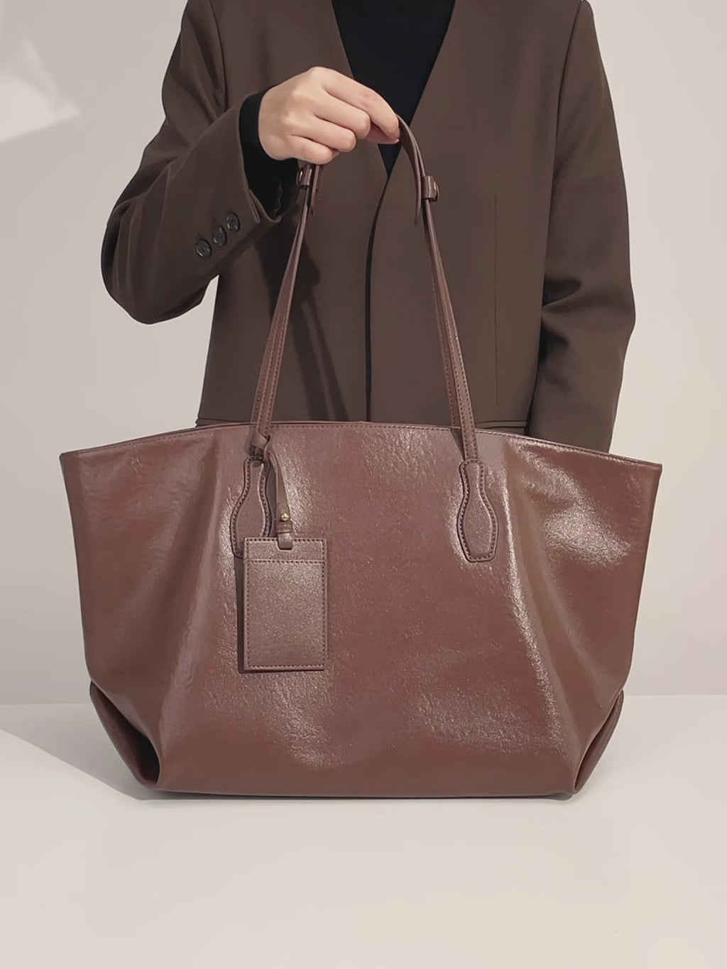 Vegetable-Tanned Leather Tote Bag